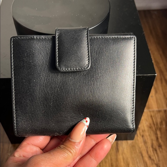 Gucci Vintage G Continental Black Leather Wallet - Picture 6 of 9